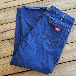 Dickie darkwash mens Jeans size 40 x 32